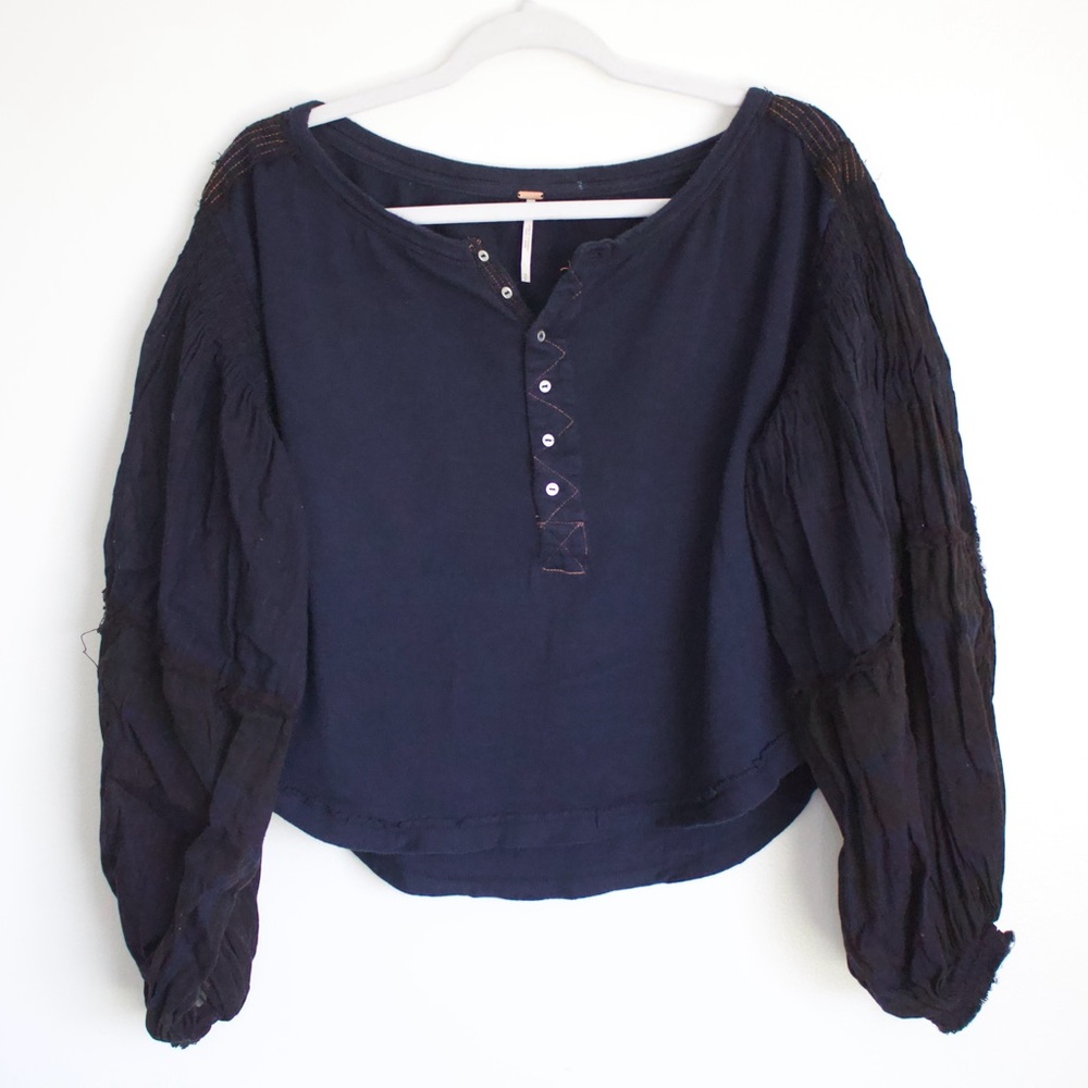 Free People Balloon Sleeve Top in Navy Size S